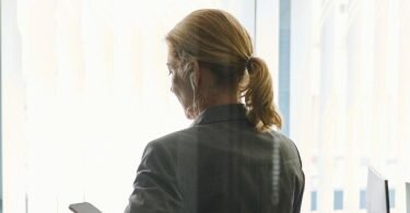 Zum 1. September gab es 25 Vorstandsfrauen mehr als im Vorjahr, wie aus einer aktuellen Untersuchung hervorgeht. Foto: Annette Riedl/dpa
