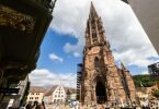 Freiburg erfreut sich sowohl bei Touristen wie auch bei Einheimischen großer Beliebtheit. Foto: Philipp von Ditfurth/dpa