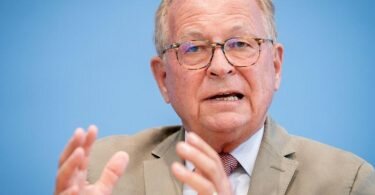 Wolfgang Ischinger warnt davor, die deutsche Beteiligung an der atomaren Abschreckung der Nato infrage zu stellen. Foto: Kay Nietfeld/dpa