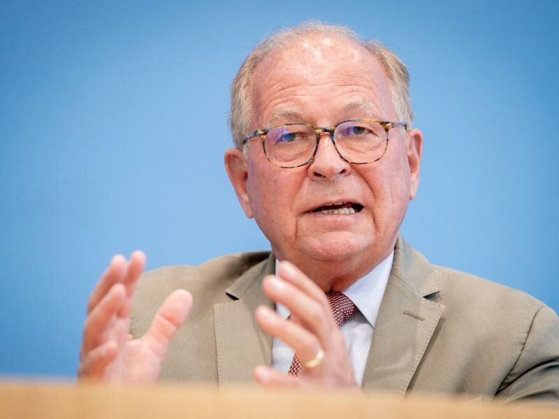 Wolfgang Ischinger warnt davor, die deutsche Beteiligung an der atomaren Abschreckung der Nato infrage zu stellen. Foto: Kay Nietfeld/dpa