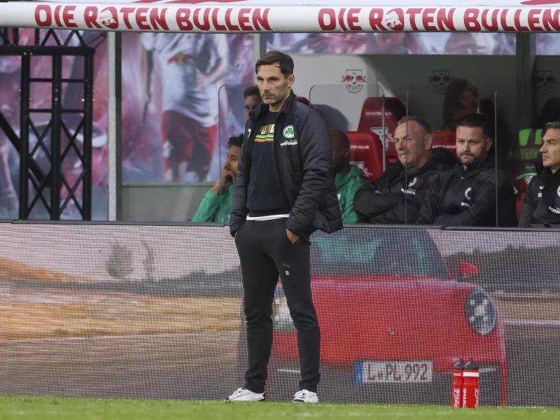 Fürths Trainer Stefan Leitl steht unter Druck. Foto: Jan Woitas/dpa-Zentralbild/dpa