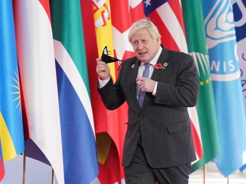 Boris Johnson, Premierminister von Großbritannien, trifft im Konferenzzentrum La Nuvola zum G20-Gipfel ein. Foto: Stefan Rousseau/PA Wire/dpa