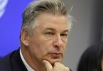 Schauspieler Alec Baldwin nimmt an einer Pressekonferenz im Hauptquartier der Vereinten Nationen teil. Foto: Seth Wenig/AP/dpa