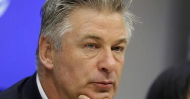 Schauspieler Alec Baldwin nimmt an einer Pressekonferenz im Hauptquartier der Vereinten Nationen teil. Foto: Seth Wenig/AP/dpa