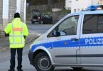 Für ein Mädchen kam jede Hilfe zu spät. Foto: Swen Pförtner/dpa