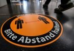 Anstieg der Inzidenz:&nbsp;Trotz Impfung gehe es jetzt darum, sein Verhalten ähnlich wie im vergangenen Herbst anzupassen, sagt Christine Falk, Präsidentin der Deutschen Gesellschaft für Immunologie (DGfI). Foto: Hendrik Schmidt/dpa-Zentralbild/dpa