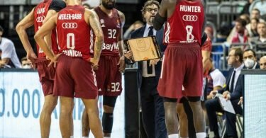 Die Basketballer des FC Bayern München verloren überraschend in Würzburg. Foto: Andreas Gora/dpa