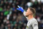 Freiburgs Torwart Mark Flekken spielt bisher eine starke Saison. Foto: Swen Pförtner/dpa