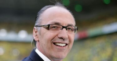 Jürgen Kohler, ehemaliger BVB-Spieler, sieht in der Systemfrage «immer eine Alibi-Schutzbehauptung. Foto: Rolf Vennenbernd/dpa