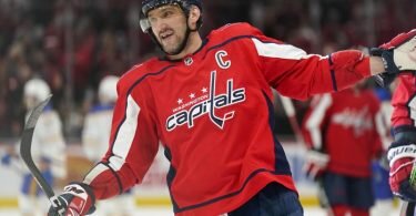 Traf zum 741. Mal in der NHL: Alexander Owetschkin. Foto: Patrick Semansky/AP/dpa