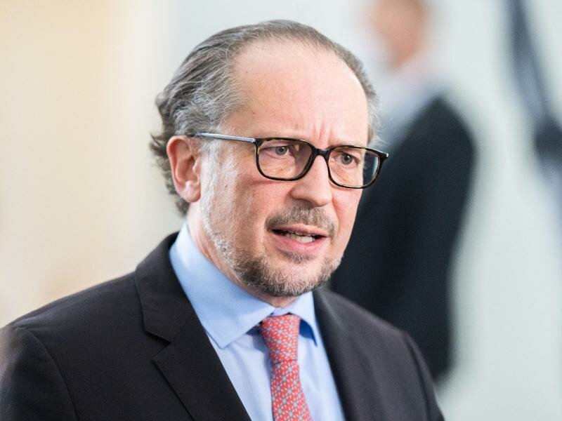 Alexander Schallenberg (ÖVP), Bundeskanzler von Österreich, plant einen Lockdown für Ungeimpfte. Foto: Georg Hochmuth/APA/dpa