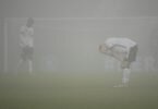 Nach der 0:4 Niederlage gegen Polen lassen die deuschen Spieler die Köpfe hängen. Foto: Marijan Murat/dpa
