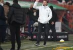 Bayerns Trainer Julian Nagelsmann ist nach dem Patzer gegen Augsburg wütend. Foto: Matthias Balk/dpa
