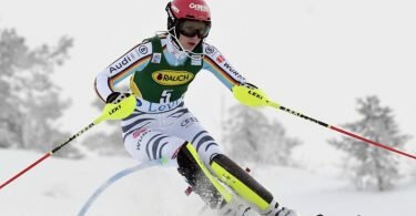 Lena Dürr beim Slalom in Aktion. Foto: Jussi Nukari/Lehtikuva/dpa