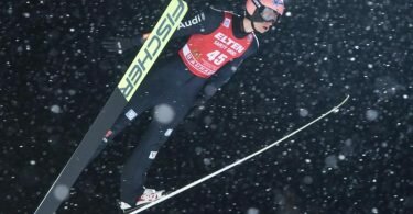 Lässt Skispringer Karl Geiger den zweiten Sieg folgen?. Foto: Tumaschow/NordicFocus/dpa