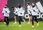 Abschlusstraining des FC Bayern auf dem Vereinsgelände vor dem Abflug zum Gruppenspiel bei Dynamo Kiew. Foto: Matthias Balk/dpa