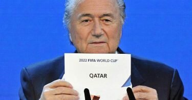 Bezeichnet die WM-Vergabe nach Katar mittlerweile als großen Fehler: Ex-Fifa-Chef Joseph Blatter. Foto: Walter Bieri/epa/dpa