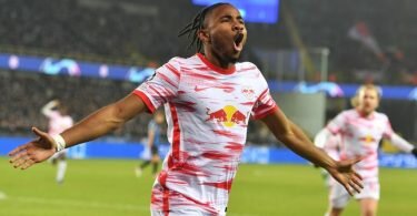 Christopher Nkunku jubelt nach seinem Tor zur 1:0-Führung in Brügge. Foto: Bernd Thissen/dpa