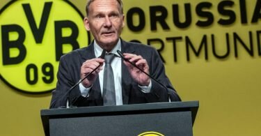 Fiebert dem Bundesliga-Gipfel gegen die Bayern entgegen: BVB-Geschäftsführer Hans-Joachim Watzke. Foto: Bernd Thissen/dpa