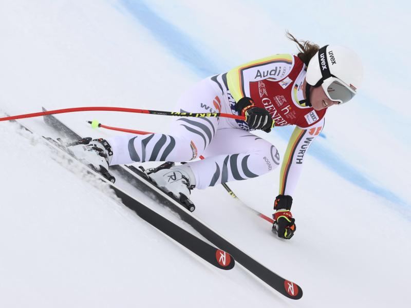 Hat sich für die Olympischen Winterspiele in Peking qualifiziert: Skirennfahrerin Kira Weidle. (Archivbild). Foto: Alessandro Trovati/AP/dpa/