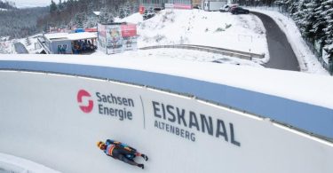 Die Doppelsitzer Toni Eggert und Sascha Benecken haben beim Rodel-Weltcup in Altenberg erneut den Sieg knapp verpasst. Foto: Sebastian Kahnert/dpa-Zentralbild/dpa