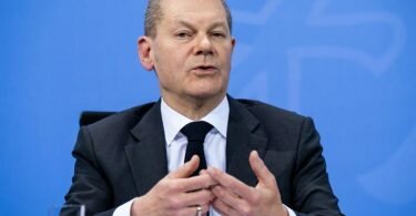 Bundeskanzler Olaf Scholz nach den Beratungen zur Corona-Pandemie. Foto: Bernd von Jutrczenka/dpa Pool/dpa