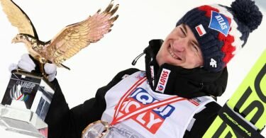 Der Pole Kamil Stoch holte im vergangenen Jahr den Gesamtsieg. Foto: Daniel Karmann/dpa