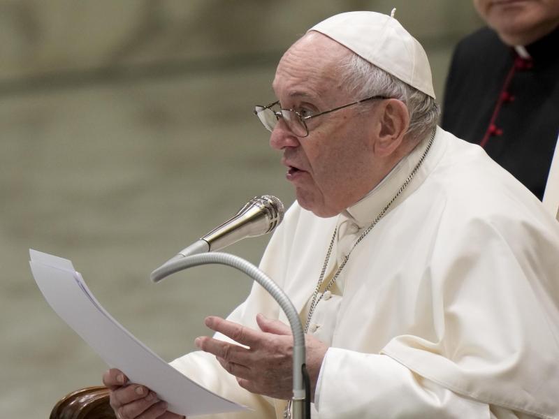 Papst Franziskus während einer wöchentlichen Generalaudienz im Dezember 2021. Foto: Andrew Medichini/AP/dpa