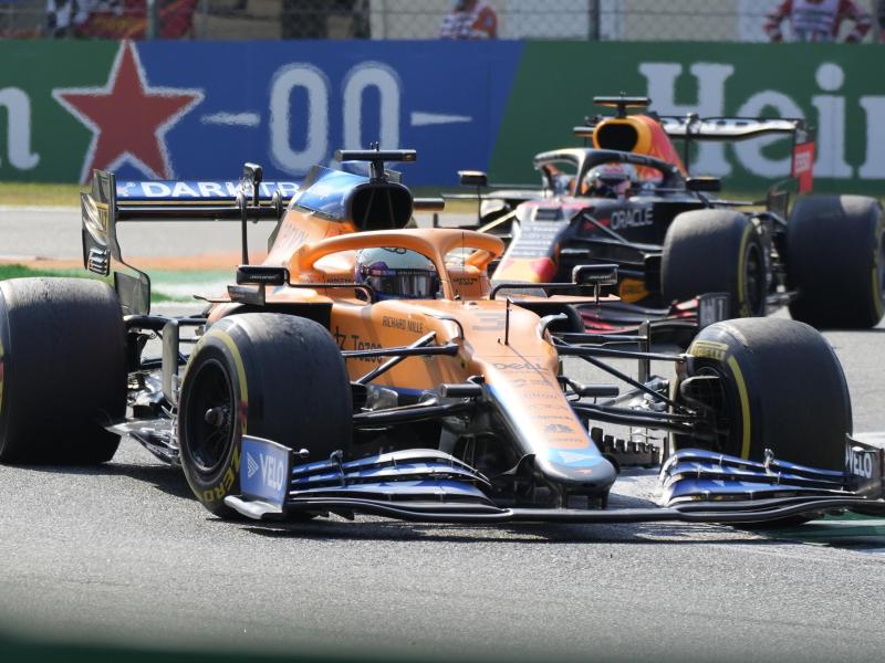 McLaren holte den einzigen Doppelsieg des Jahres 2021 in Monza. Foto: Luca Bruno/AP/dpa