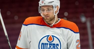 NHL-Star Leon Draisaitl träumt von einer Olympia-Teilnahme in vier Jahren. Foto: Dom Gagne/CSM via ZUMA Wire/dpa