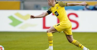 Der norwegische Stürmer steht bei Borussia Dortmund bis zum Sommer 2024 unter Vertrag. Foto: Uwe Anspach/dpa