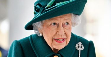 Königin Elizabeth II. ist 95 Jahre alt und muss nun eine Corona-Infektion überstehen. Foto: Jeff J Mitchell/PA Wire/dpa