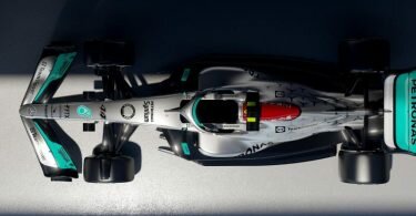 Der neue Formel-1-Wagen von Mercedes ist wieder silber. Foto: -/MercedesAMGF1/dpa