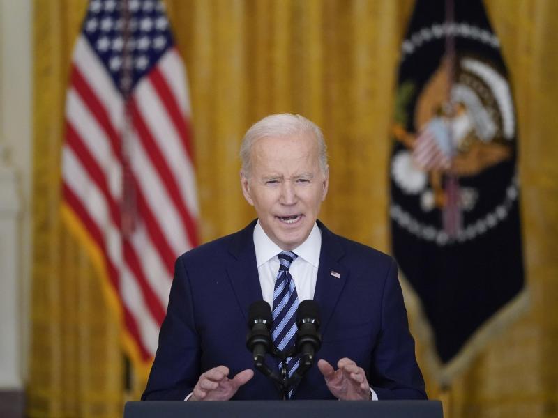 Joe Biden, Präsident der USA, bei einer Rede zum russischen Krieg in der Ukraine. Foto: Alex Brandon/AP/dpa
