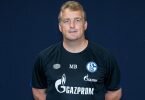 Schalkes bisheriger Co-Trainer Mike Büskens übernimmt den Posten als Cheftrainer bis zum Saisonende. Foto: Guido Kirchner/dpa