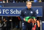 Mike Büskens soll die ambitionierten Schalker zum Aufstieg führen. Foto: Ina Fassbender/dpa