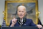 «Wir können also diesen Schritt unternehmen, wenn andere es nicht können», sagt US-Präsident Biden mit Blick auf die europäische Abhängigkeit von russischem&nbsp;Öl. Foto: Andrew Harnik/AP/dpa