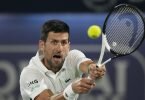 Sein einziges Turnier in diesem Jahr hat Novak Djokovic bislang in Dubai gespielt. Foto: Kamran Jebreili/AP/dpa