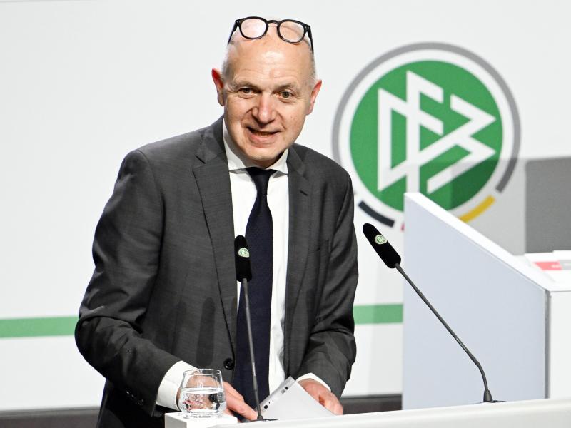 Wurde zum neuen DFB-Präsidenten gewählt: Bernd Neuendorf. Foto: Federico Gambarini/dpa