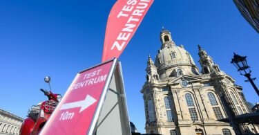 Die Gesundheitsämter meldeten dem RKI binnen eines Tages 237.086 Neuinfektionen. Foto: Robert Michael/dpa-Zentralbild/dpa