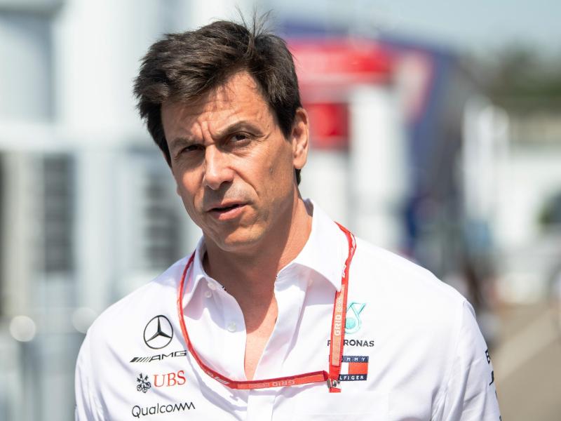 Toto Wolff, Motorsportchef des Mercedes-Teams der Formel 1. Foto: Sebastian Gollnow/dpa