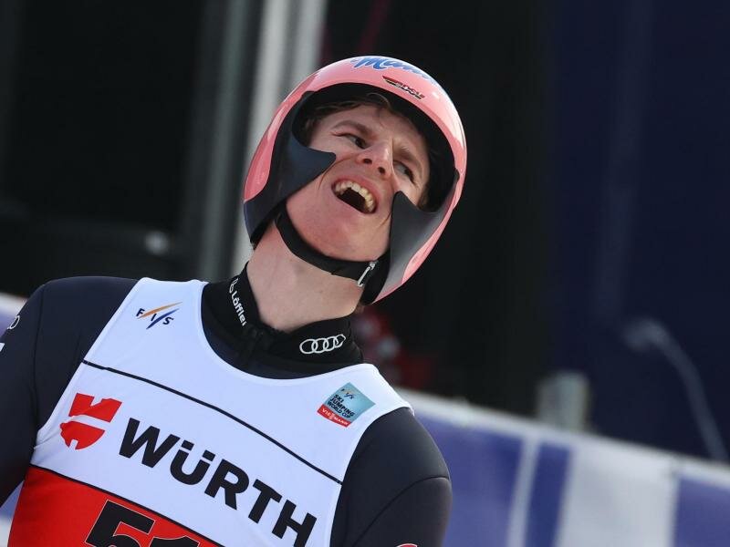 Karl Geiger wurde nur Neunter beim Skifliegen in Oberstdorf. Foto: Karl-Josef Hildenbrand/dpa