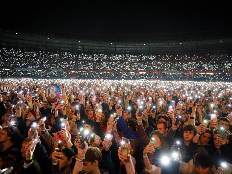 Mehr als 40.000 Zuschauer kamen ins Ernst-Happel-Stadion in Wien. Foto: Florian Wieser/APA/dpa