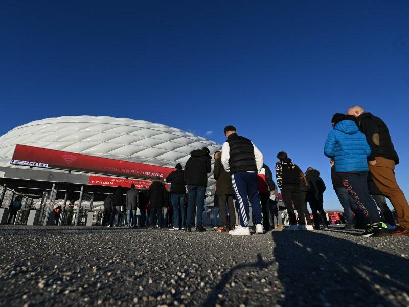 Die Frauen des FC Bayern bestreiten ihr Viertelfinal-Hinspiel in der Champions League gegen Paris Saint-Germain in der Allianz Arena. Foto: Sven Hoppe/dpa
