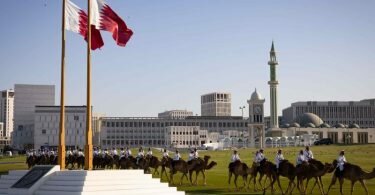 In Doha finden am 31. März der Fifa-Kongress und am 1. April die Auslosung für die Fußball-WM 2022 in Katar statt. Foto: Christian Charisius/dpa