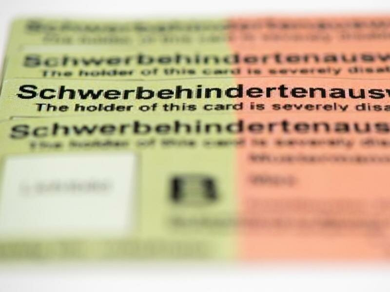 Befristete Schwerbehindertenausweise gelten für höchstens fünf Jahre. Foto: Andrea Warnecke/dpa-tmn