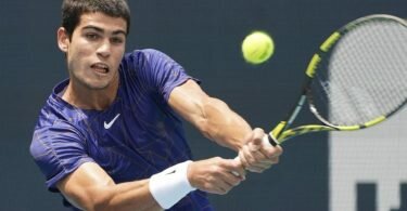Carlos Alcaraz holte sich beim Masters in Miami den Titel. Foto: Wilfredo Lee/AP/dpa