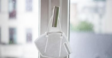 Offiziell genesen - und doch noch nicht wieder fit. Ein Teil der Long-Covid-Betroffenen erlebt große Erschöpfung. Foto: Zacharie Scheurer/dpa-tmn