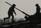 Das Massaker von Butscha soll laut Selenskyj erst der Anfang gewesen sein. Foto: Vadim Ghirda/AP/dpa