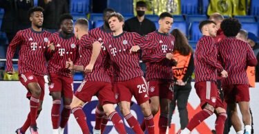 Mit dem FC Villarreal im Kopf geht es für den FC Bayern München in der Bundesliga gegen den FC Augsburg. Foto: Sven Hoppe/dpa